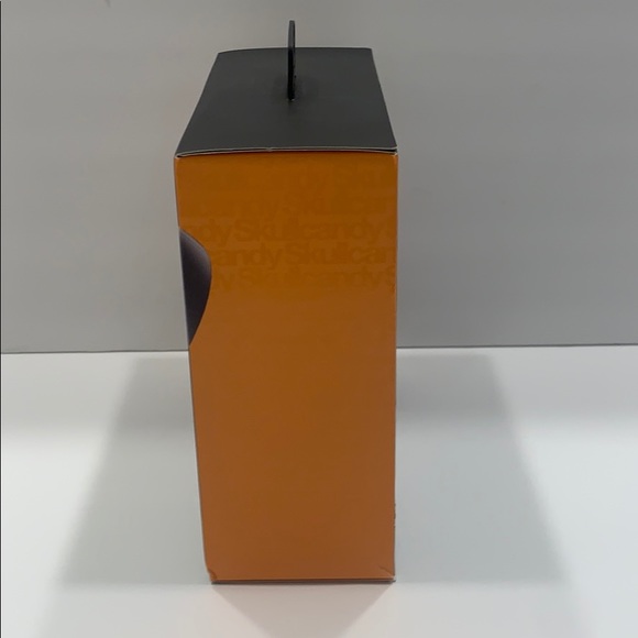 COPY - Skull candy Riff Wireless- Bold sound headset - Picture 4 of 5